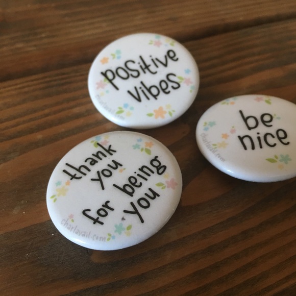 Charlavail Positive Message Floral Buttons Pins - Picture 2 of 2